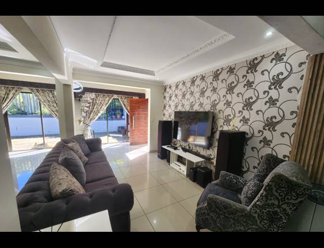 3 BEDROOM HOUSE FOR SALE IN WESTVILLE